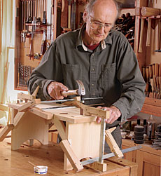 011231062_hand-tool-shaker-stool_md.jpg