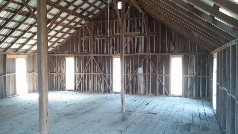 barn1.jpg