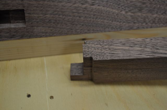 brace tenon.jpg